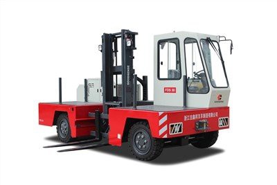 Carretilla elevadora de carga lateral diesel de 3 toneladas
